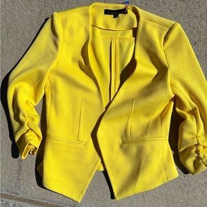 Amanda & Chelsea Yellow Blazer